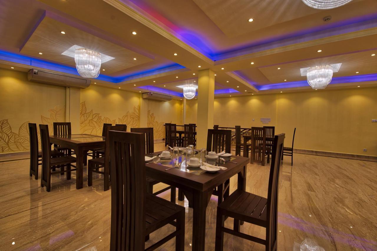 Viveka Hotel Colombo Kalubowila West Buitenkant foto