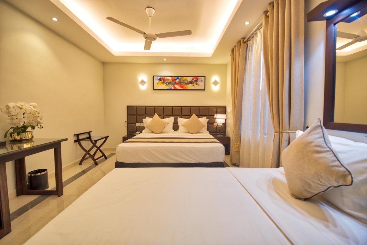 Viveka Hotel Colombo Kalubowila West Buitenkant foto