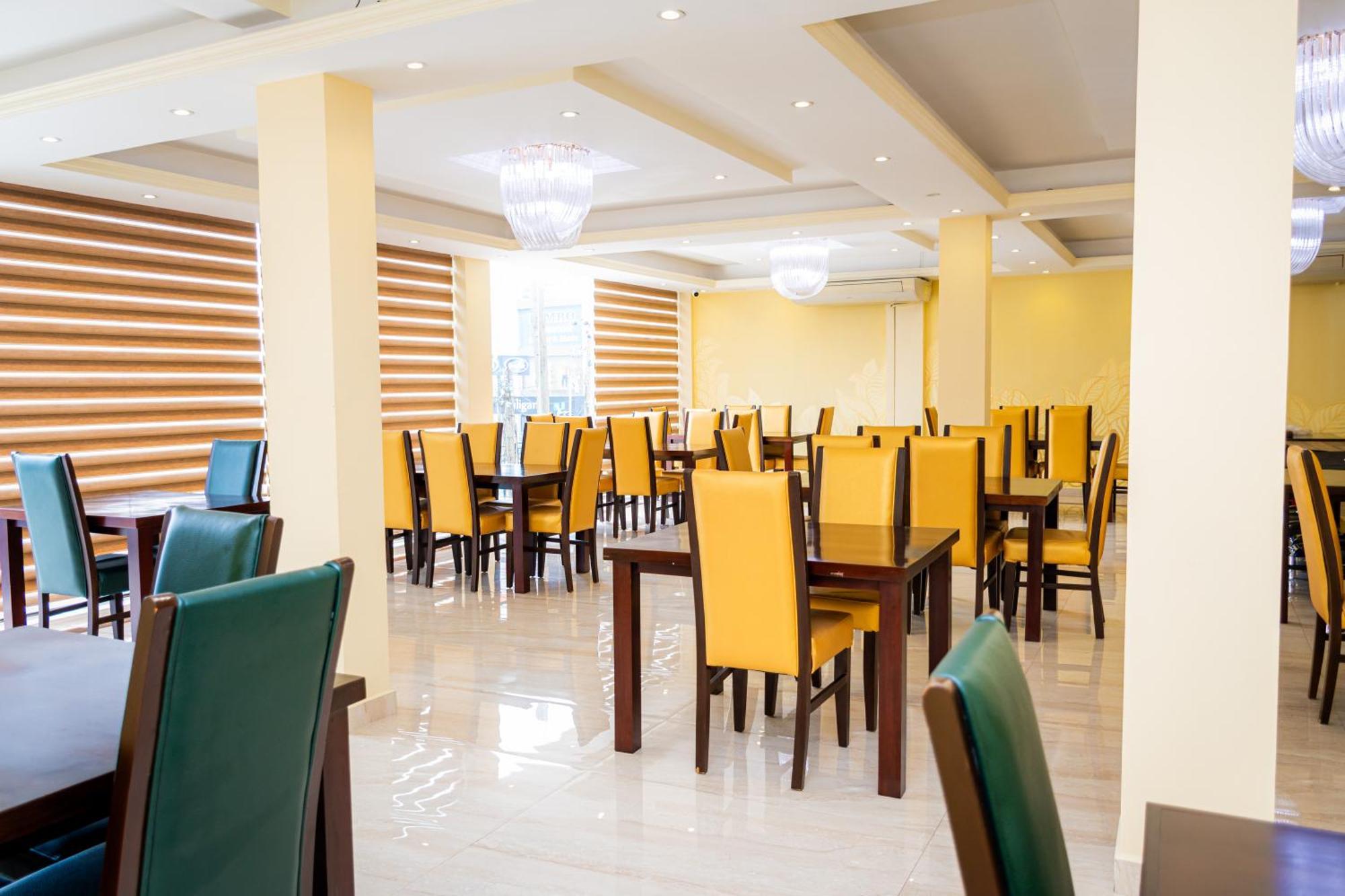 Viveka Hotel Colombo Kalubowila West Buitenkant foto